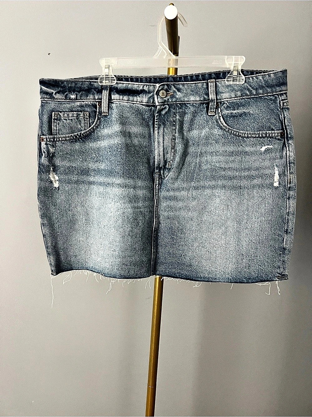 Old Navy Denim Frayed Mini Jean Skirt Blue Size 16 NWOT